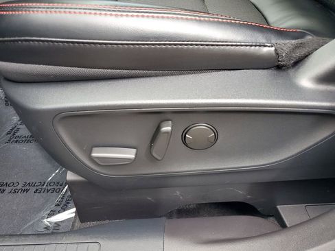 Used 2024 Ford Escape ST-Line w/ Tech Pack #1 image 17