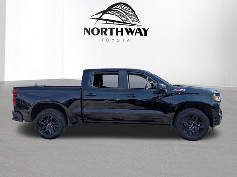 Used 2022 Chevrolet Silverado 1500 RST AWD/4WD image 3