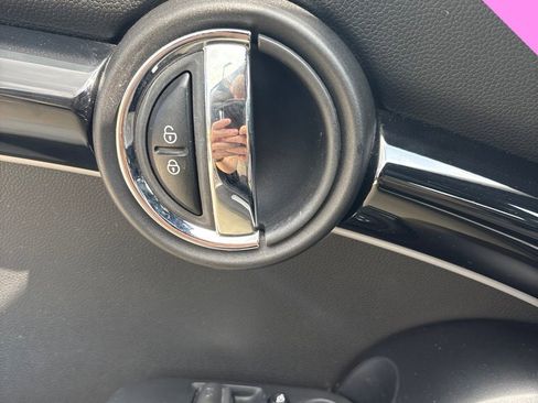 Used 2023 MINI Cooper S FWD image 12