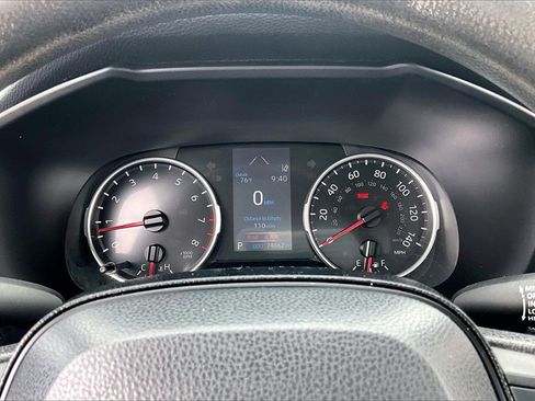 Used 2021 Toyota RAV4 LE image 21