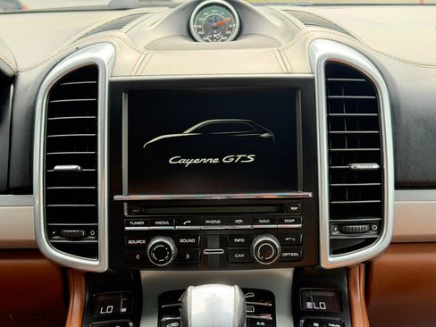 Used 2016 Porsche Cayenne GTS AWD/4WD image 70