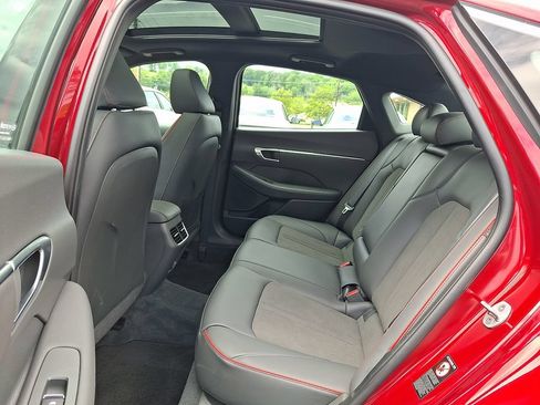 Used 2023 Hyundai Sonata SEL Plus FWD image 12