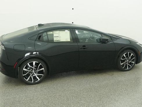 New 2026 Toyota Prius Plug-In Hybrid FWD image 37