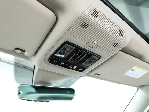 New 2026 Volkswagen Atlas SE image 65