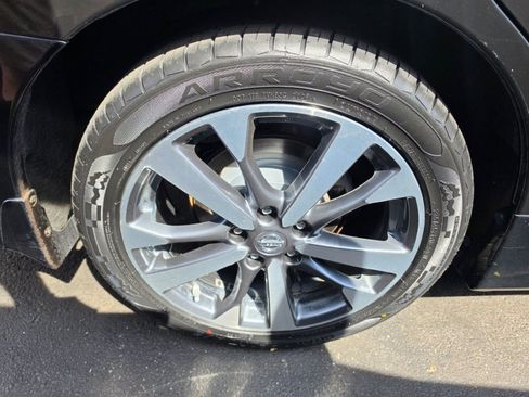 Used 2017 Nissan Altima 2.5 SR FWD image 11