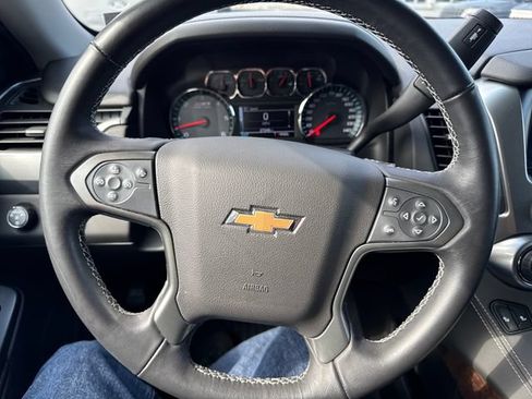 Used 2019 Chevrolet Tahoe LT w/ Off-Road Package AWD/4WD image 16