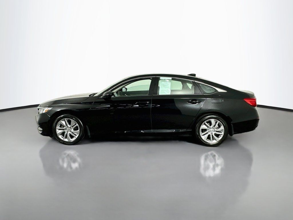 Used 2018 Honda Accord LX image 5