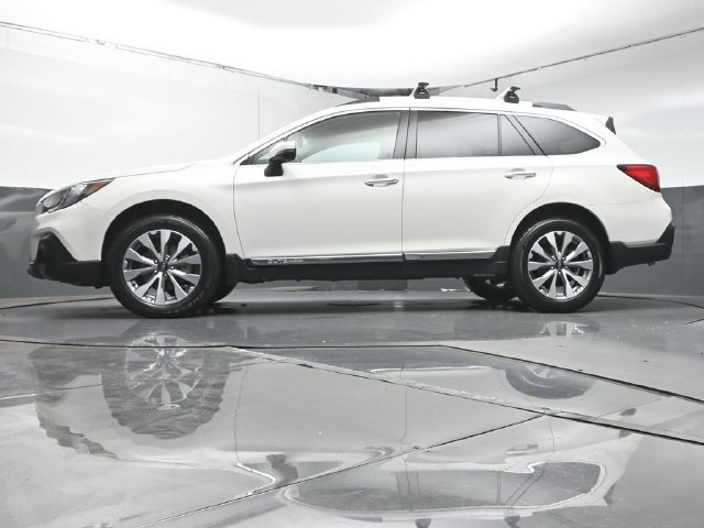 Used 2019 Subaru Outback 3.6R Touring w/ Popular Package #3A AWD/4WD image 37