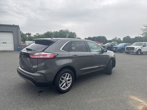 Used 2023 Ford Edge SEL w/ Convenience Package AWD/4WD image 6