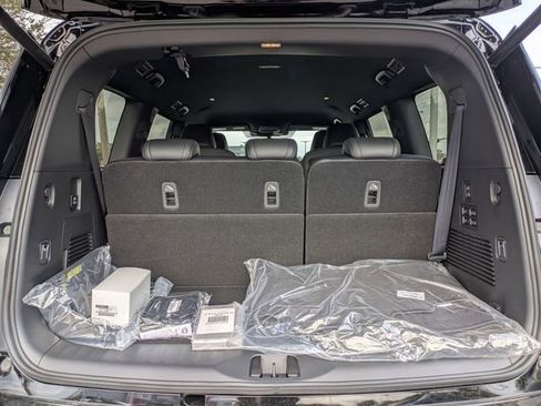 New 2026 Nissan Armada PRO-4X w/ Captain's Chari Seat Package image 31