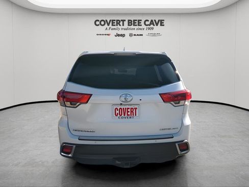 Used 2019 Toyota Highlander Limited image 8