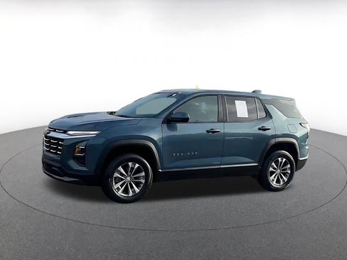 Used 2025 Chevrolet Equinox LT image 8