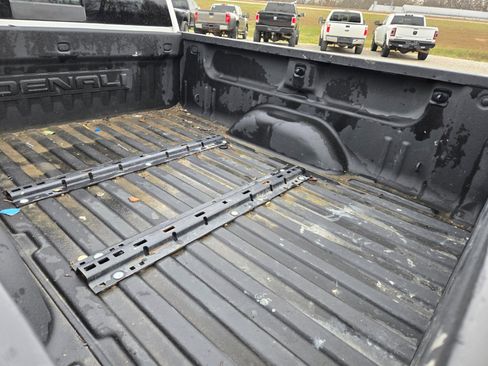 Used 2019 GMC Sierra 3500 Denali w/ Duramax Plus Package image 13