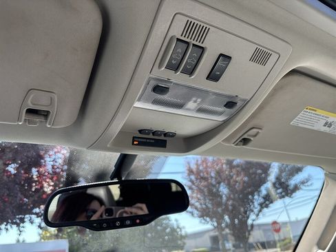 Used 2011 Chevrolet Tahoe LTZ RWD image 45