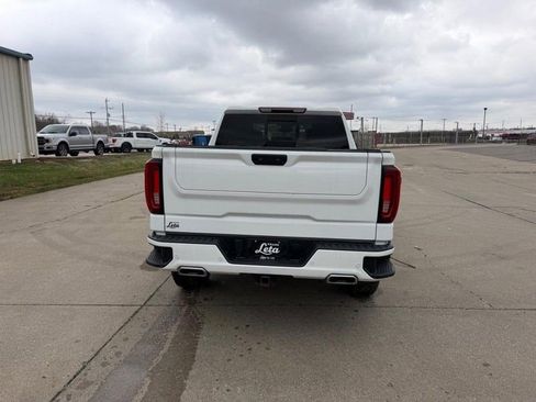 Used 2022 GMC Sierra 1500 AT4 w/ AT4 Premium Package AWD/4WD image 4