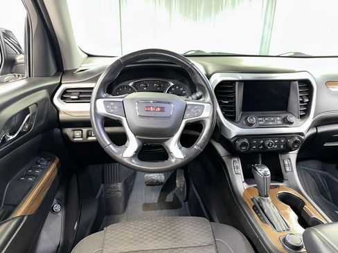 Used 2018 GMC Acadia SLE w/ Driver Alert Package I image 2