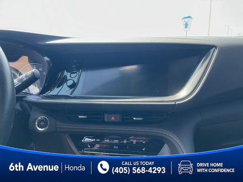Used 2023 Buick Envision Essence w/ Sport Touring Package FWD image 16