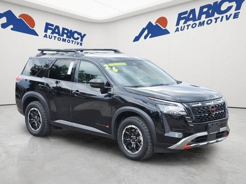 Used 2026 Nissan Pathfinder Rock Creek AWD/4WD image 3