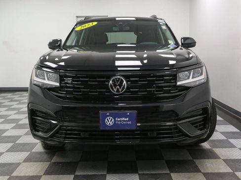 Certified 2023 Volkswagen Atlas SEL R-Line AWD/4WD image 4