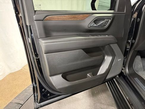 Certified 2023 Chevrolet Tahoe High Country AWD/4WD image 4