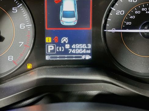 Used 2023 Subaru Crosstrek 2.0i Premium AWD/4WD image 11