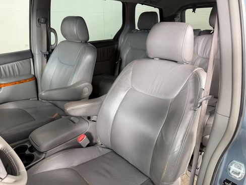 Used 2006 Toyota Sienna FWD image 11