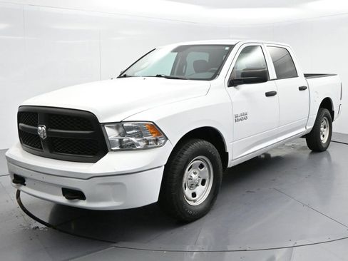 Used 2015 RAM 1500 Tradesman w/ Popular Equipment Group AWD/4WD image 3