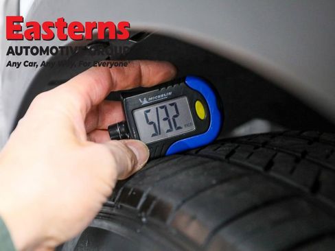 Used 2022 Volkswagen Tiguan S image 26