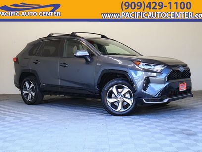 Used 2021 Toyota RAV4 SE w/ Weather & Moonroof Package