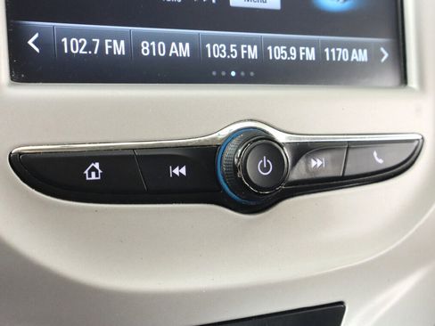 Used 2018 Chevrolet Cruze LS image 17