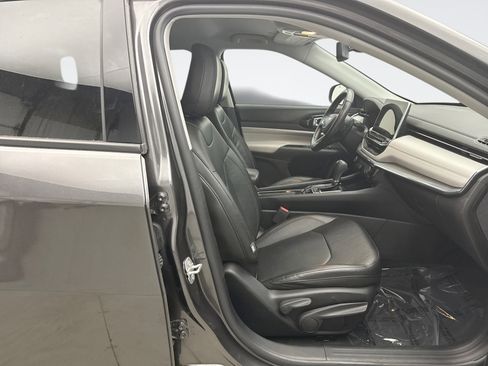 Used 2022 Jeep Compass Limited image 16