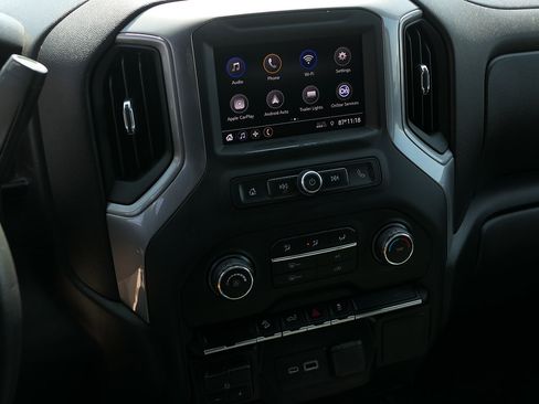 Used 2021 Chevrolet Silverado 1500 Custom Trail Boss w/ LPO, Dark Essentials Package AWD/4WD image 18
