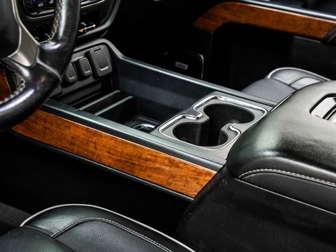 Used 2019 Chevrolet Silverado 3500 High Country w/ Duramax Plus Package image 17