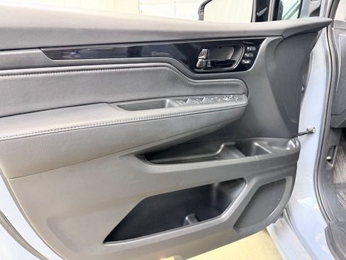 Used 2023 Honda Odyssey Elite image 9