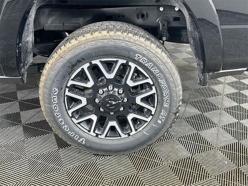 New 2026 RAM 2500 Limited image 17