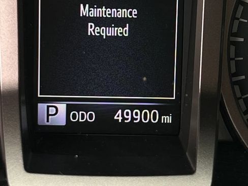 Used 2021 Toyota Tacoma SR5 AWD/4WD image 21
