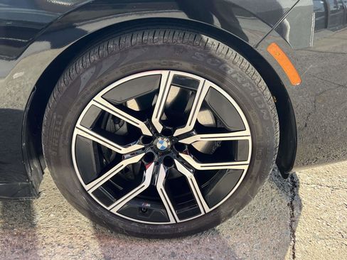 Used 2024 BMW 740i xDrive 740i xDrive image 8