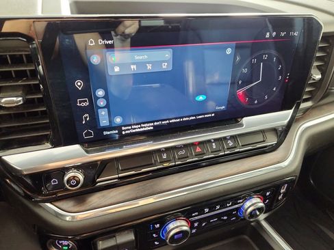 Used 2024 GMC Sierra 2500 SLT w/ SLT Convenience Package image 23