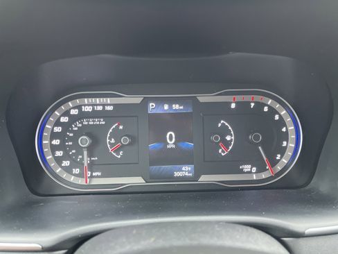 Used 2024 Hyundai Santa Cruz SE image 18