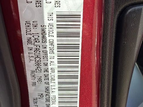 Used 2017 Jeep Grand Cherokee Laredo w/ Quick Order Package 23E AWD/4WD image 31