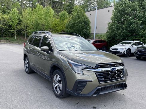 Used 2025 Subaru Ascent Premium AWD/4WD image 7