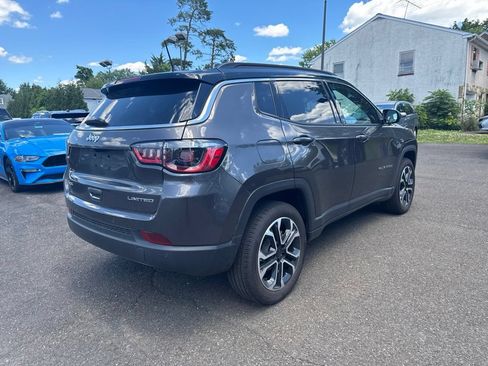 Used 2024 Jeep Compass Limited w/ Sun and Sound Group AWD/4WD image 4