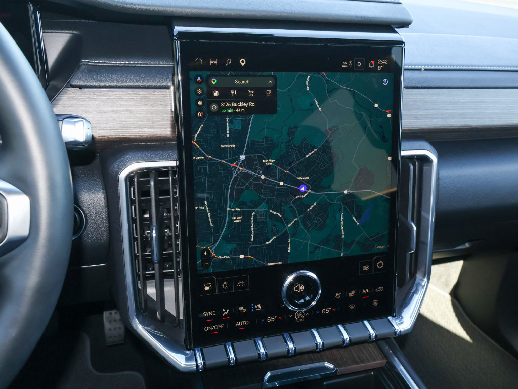 New 2026 GMC Acadia Denali w/ Super Cruise Package AWD/4WD image 17