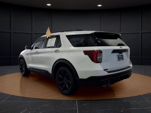 Certified 2023 Ford Explorer ST w/ Equipment Group 401A AWD/4WD image 4
