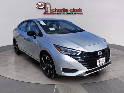 New 2025 Nissan Versa SR w/ Trunk Package image 8