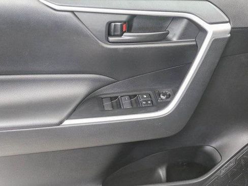 Certified 2020 Toyota RAV4 LE w/ All Weather Liner Package image 21