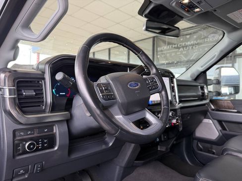 Used 2024 Ford F350 Lariat AWD/4WD image 8