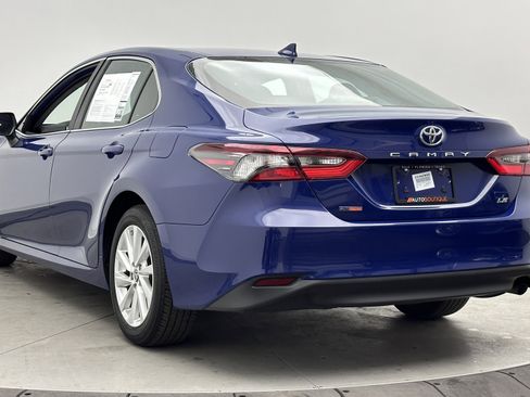 Used 2023 Toyota Camry LE image 5