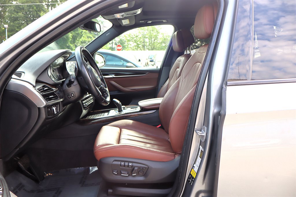 Used 2016 BMW X5 xDrive50i AWD/4WD image 15