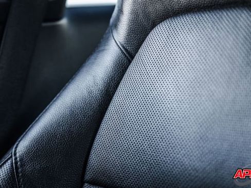 Used 2015 Porsche 911 Carrera 4S image 22